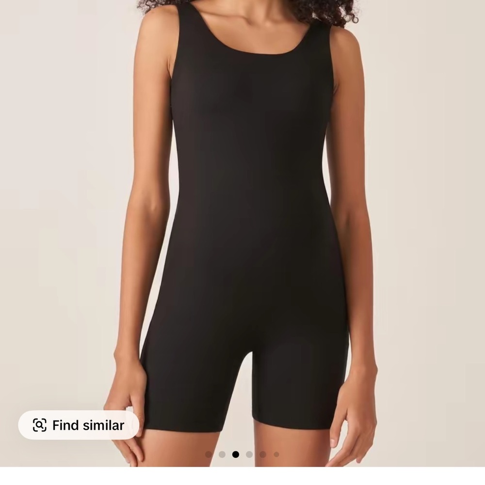 Black Sleeveless Bodysuit
